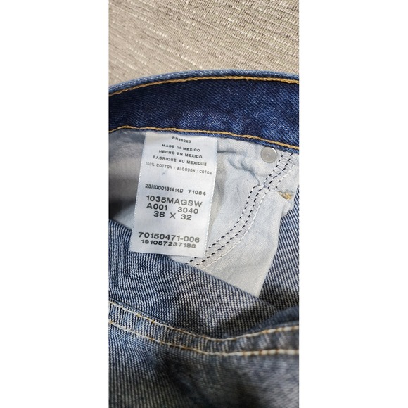 Magellan Outdoors Mens Relaxed Fit Straight Leg Blue Denim Jeans 36x32 - Picture 10 of 10